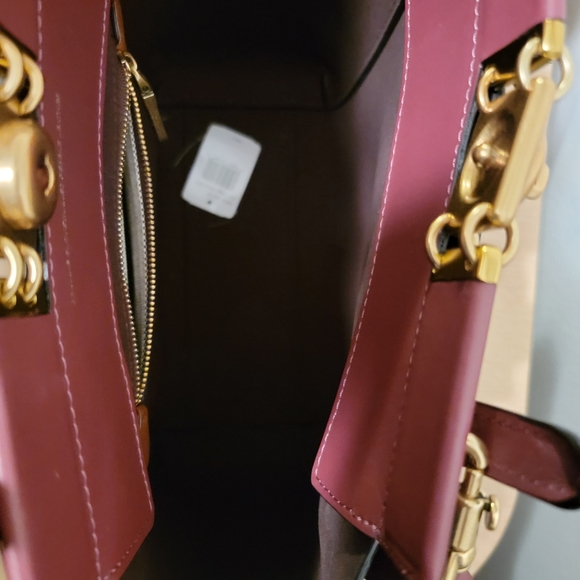 **SOLD**Coach Troupe tote in Vintage Mauve - Picture 4 of 4